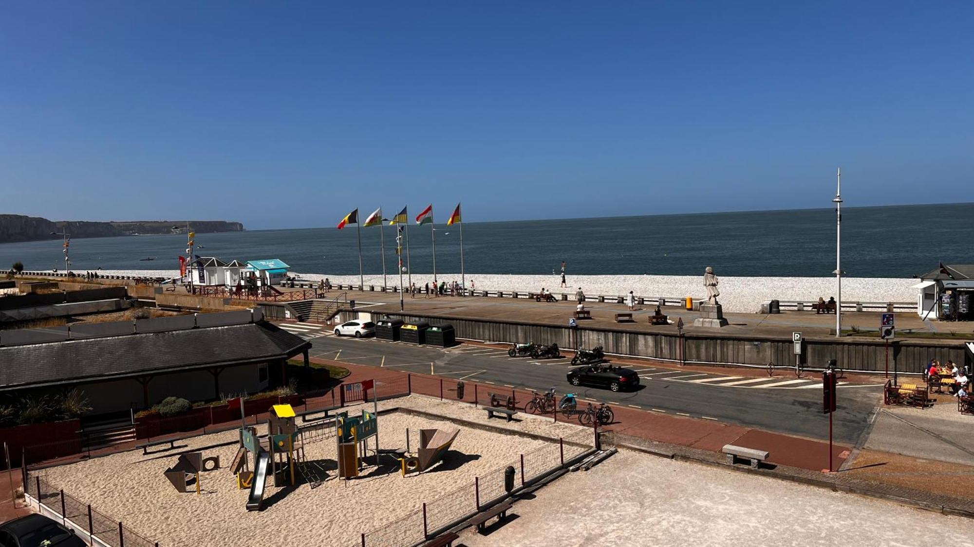 Le Maritime, Front De Mer Et Parking Sous-Terrain Fecamp Bagian luar foto