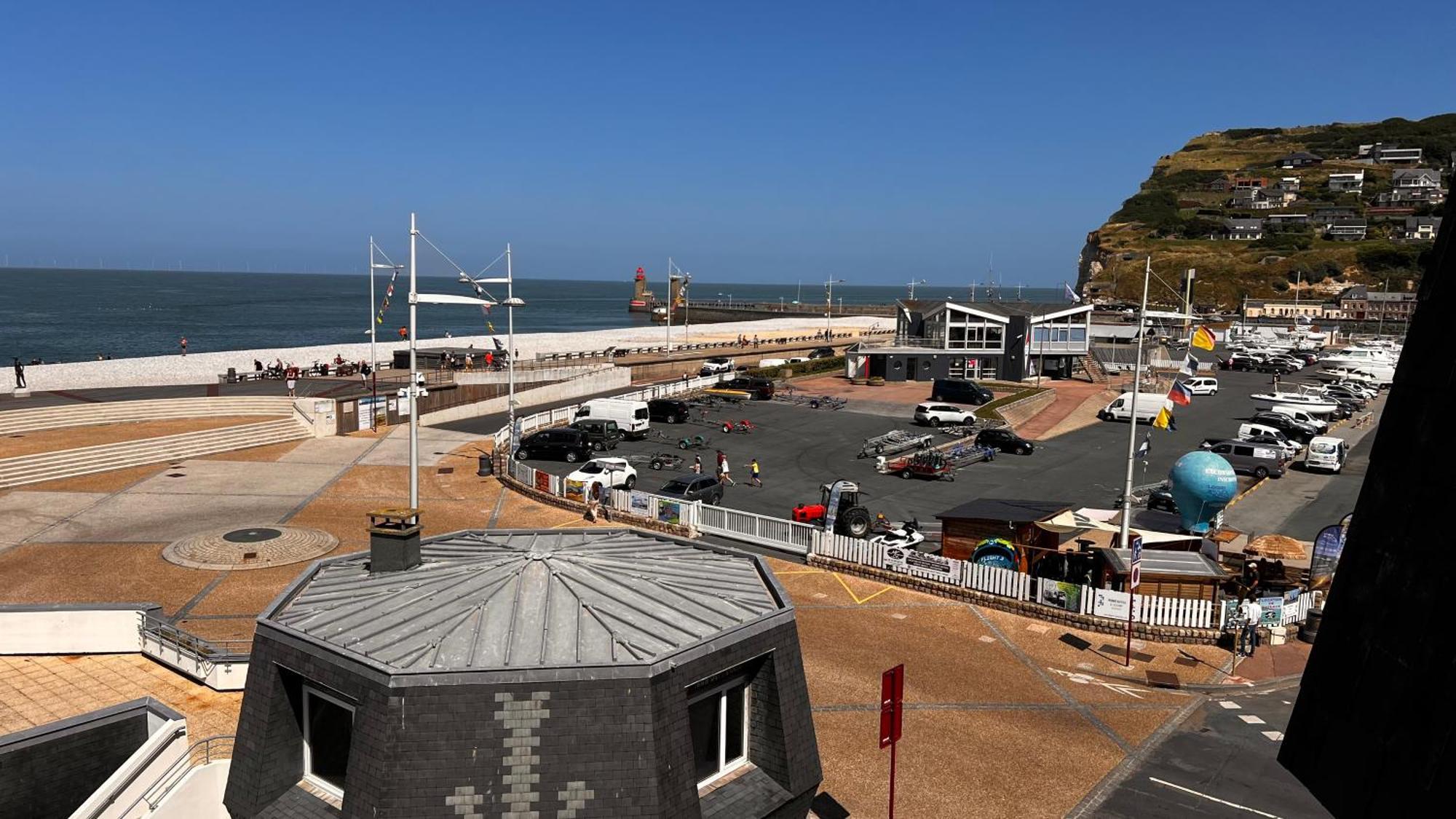 Le Maritime, Front De Mer Et Parking Sous-Terrain Fecamp Bagian luar foto